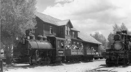 http://pnrarchive.org/WWA_ShortLinePhotos01/WWASL-A0015.jpg