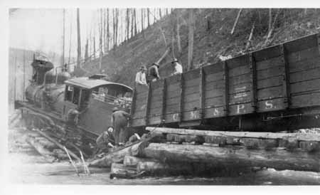 http://pnrarchive.org/WWA_ShortLinePhotos01/WWASL-A0046.jpg
