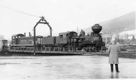 http://pnrarchive.org/WWA_ShortLinePhotos01/WWASL-A0053.jpg