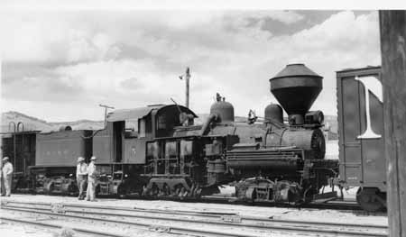http://pnrarchive.org/WWA_ShortLinePhotos01/WWASL-A0061.jpg