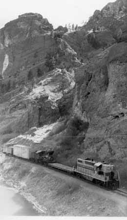 http://pnrarchive.org/WWA_ShortLinePhotos01/WWASL-A0068.jpg