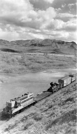 http://pnrarchive.org/WWA_ShortLinePhotos01/WWASL-A0070.jpg