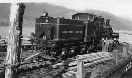 http://pnrarchive.org/WWA_ShortLinePhotos01/WWASL-A0119.jpg